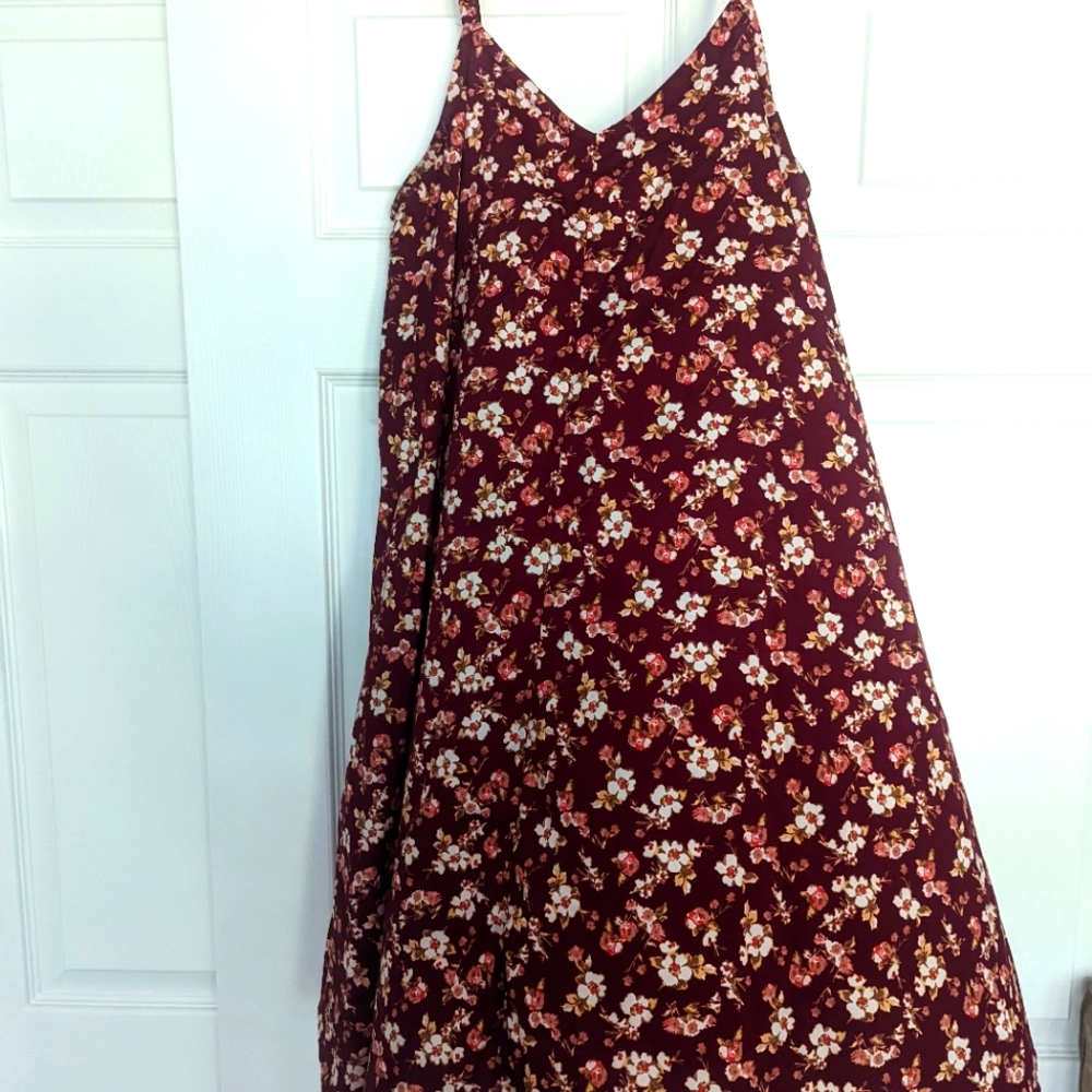 Red maternity dress
